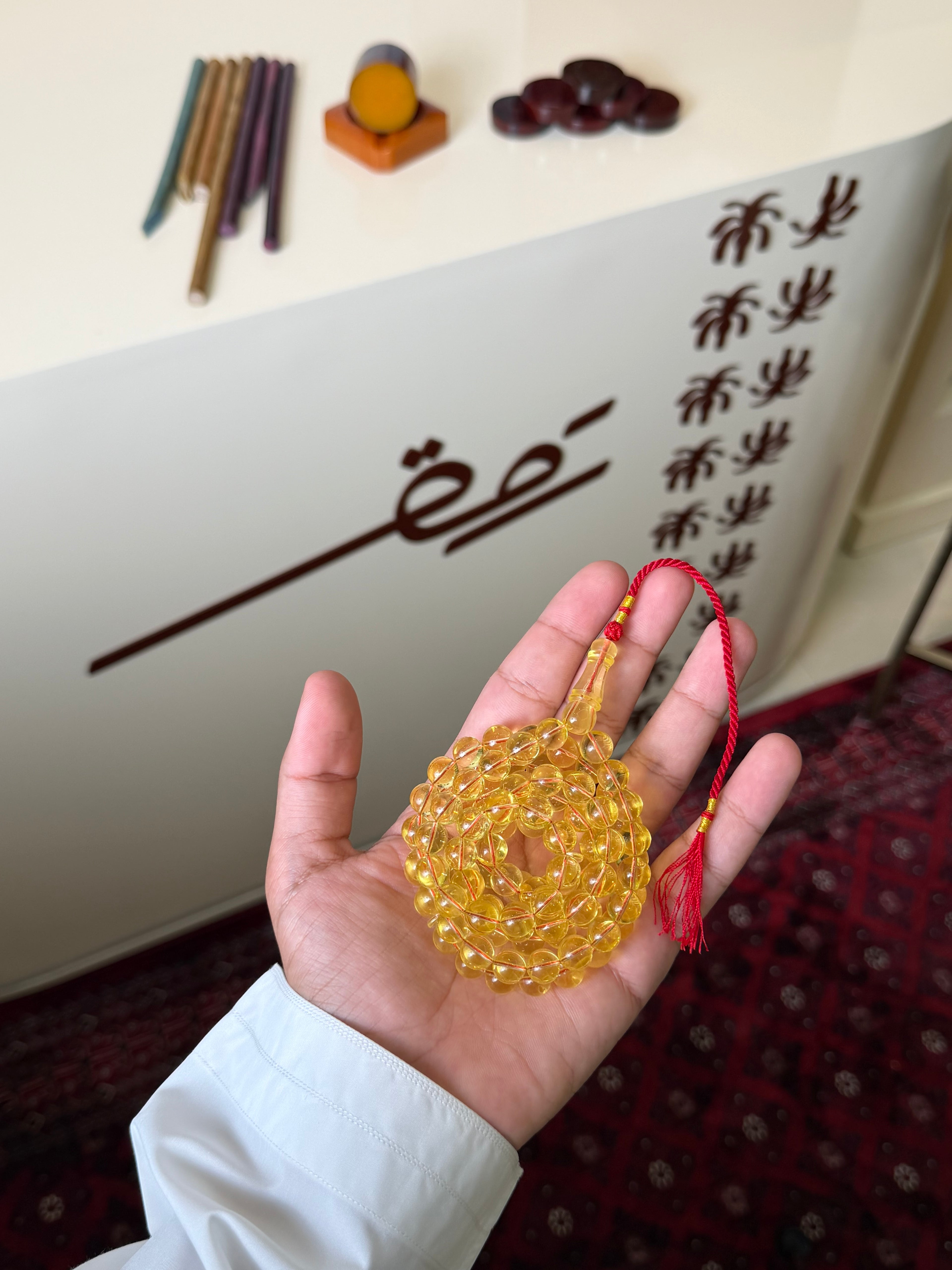 كهرمان طبيعي شفاف 13