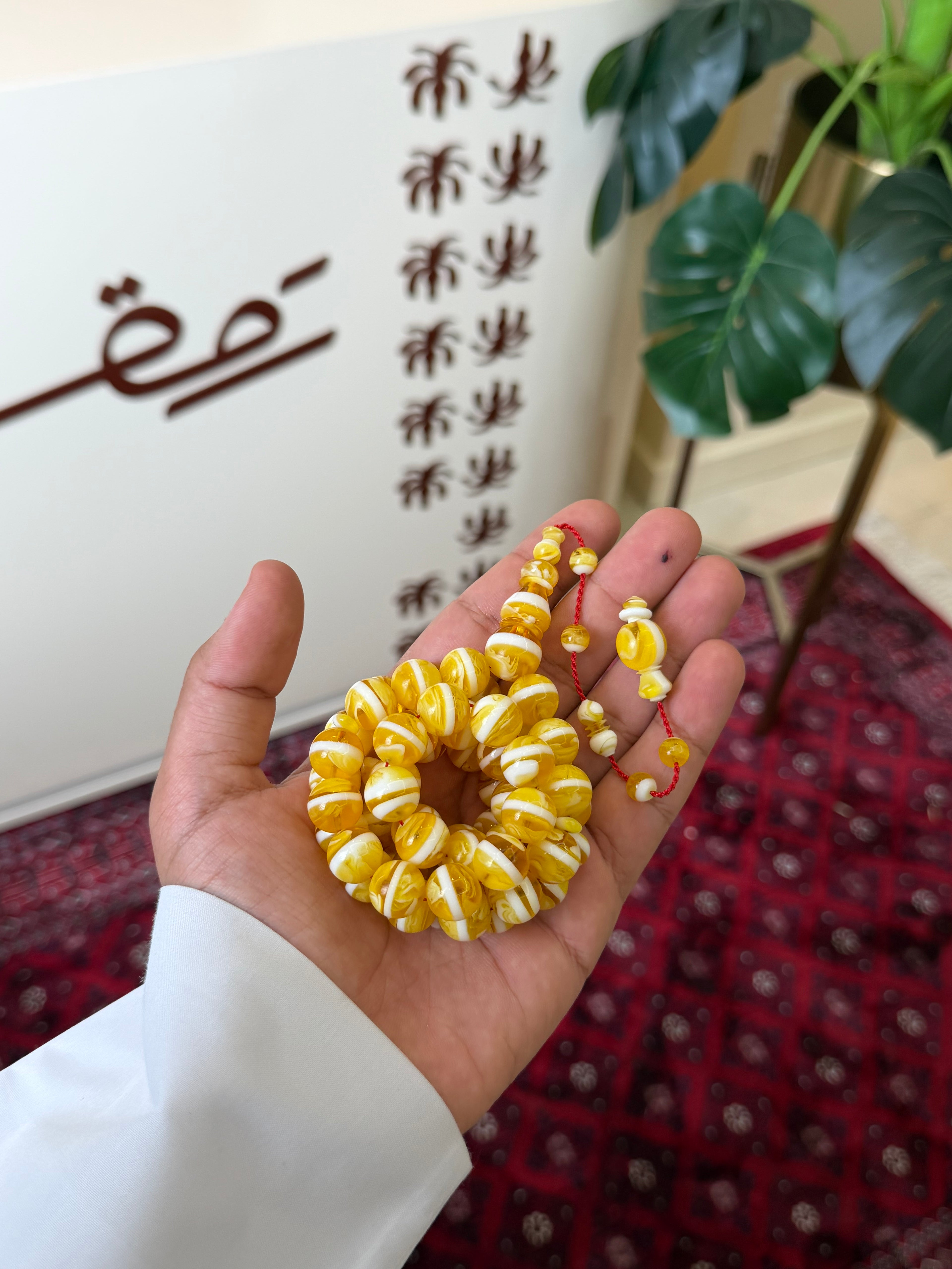 مستكه مطوق مميز
