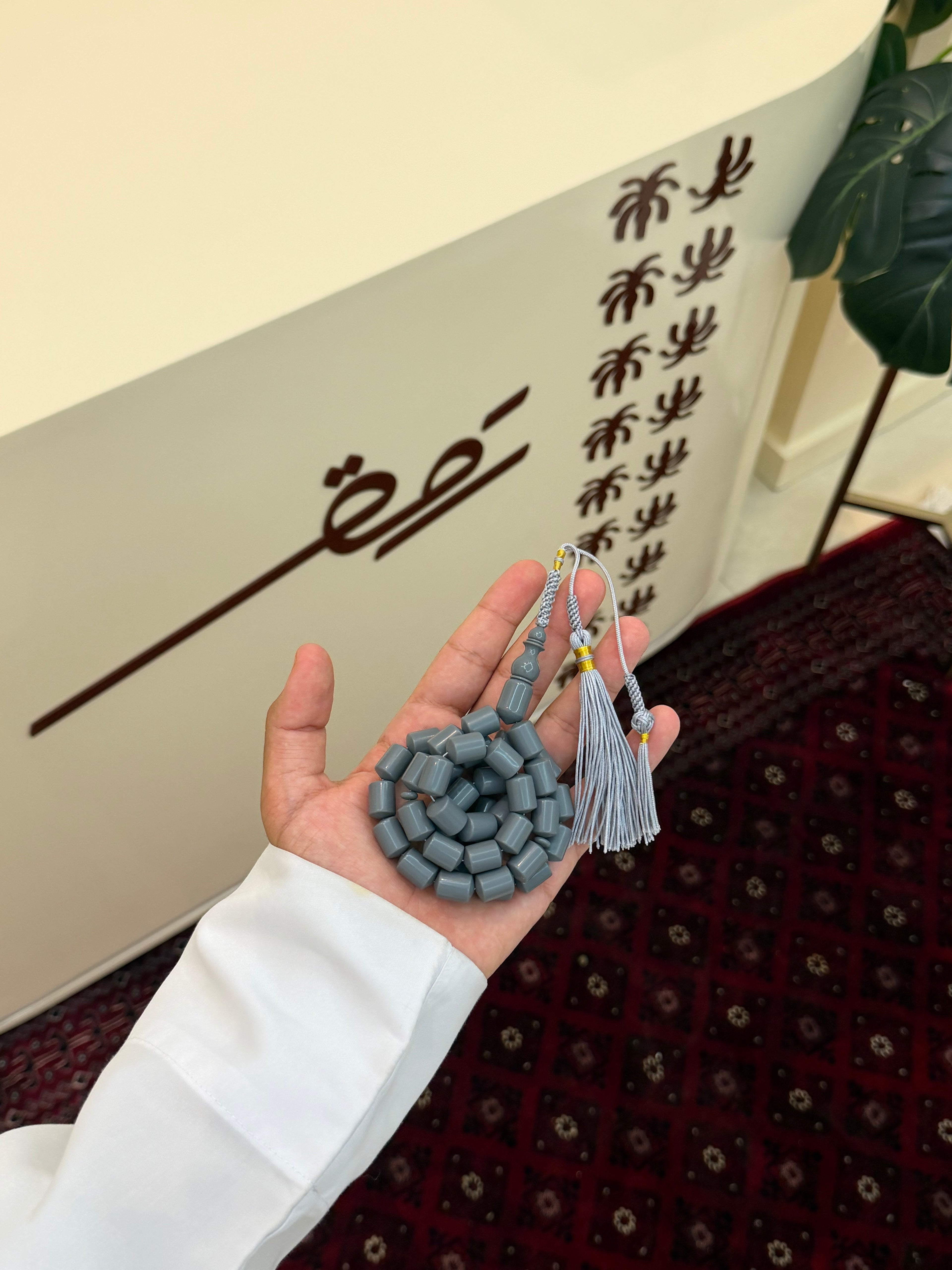 مسباح رصاصي غامق صندوقي